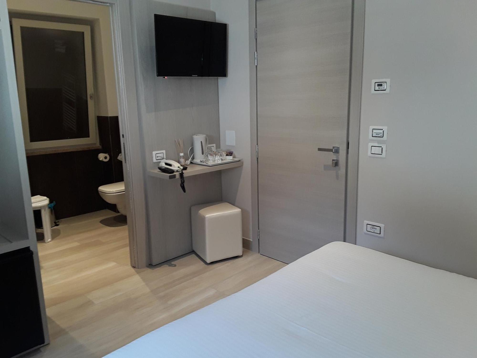 Hotel Danieli La Castellana Lago Di Garda Brenzone sul Garda Εξωτερικό φωτογραφία