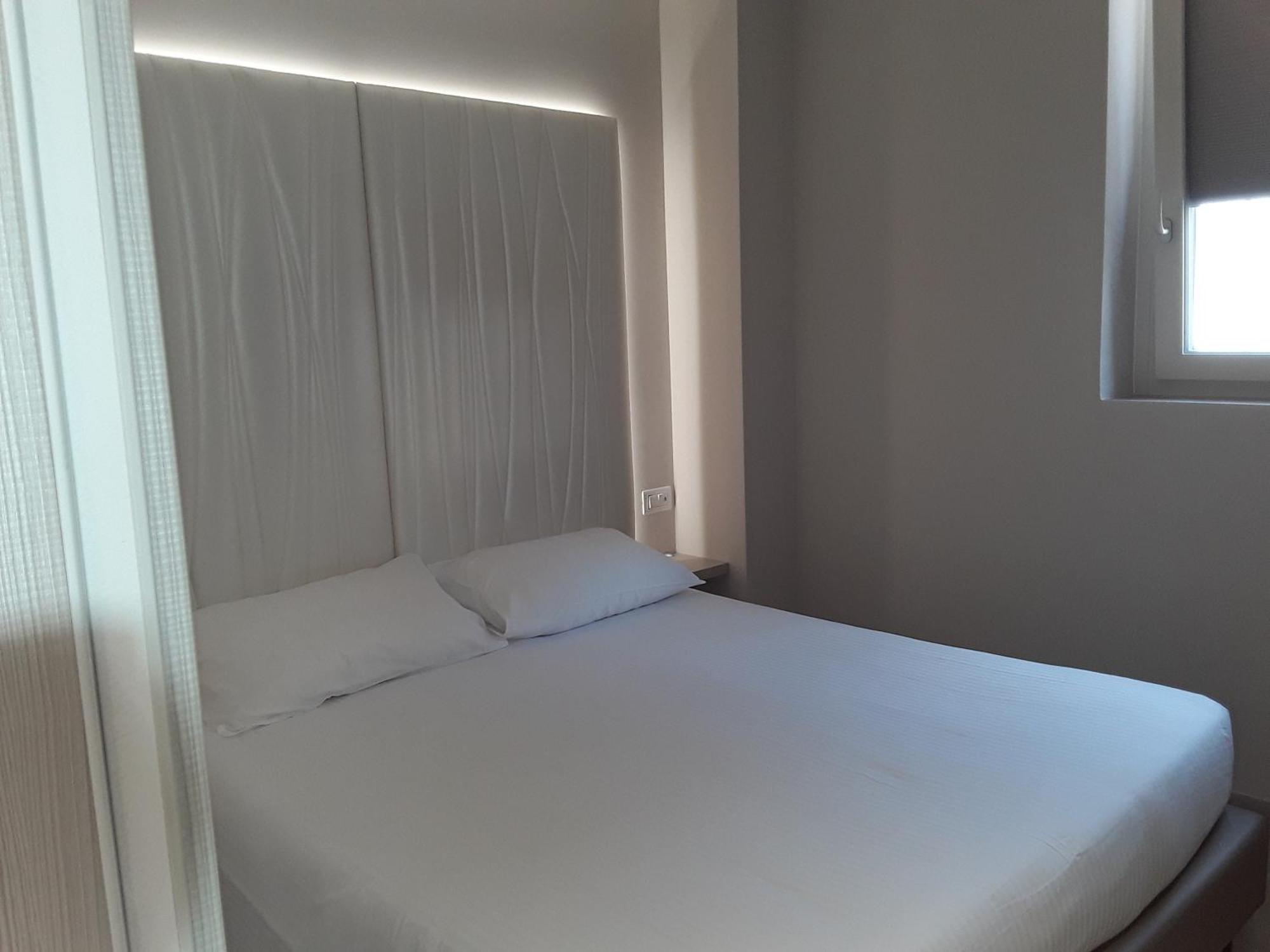 Hotel Danieli La Castellana Lago Di Garda Brenzone sul Garda Εξωτερικό φωτογραφία